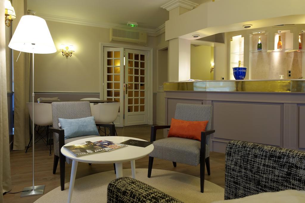 Hotel De Sevigne Paris Ngoại thất bức ảnh