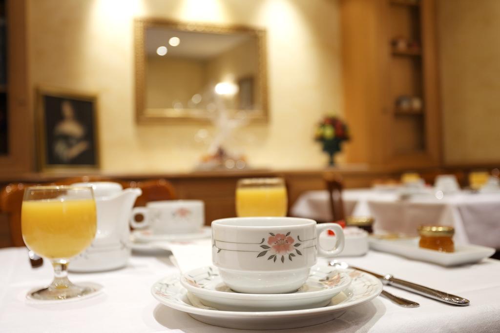 Hotel De Sevigne Paris Ngoại thất bức ảnh